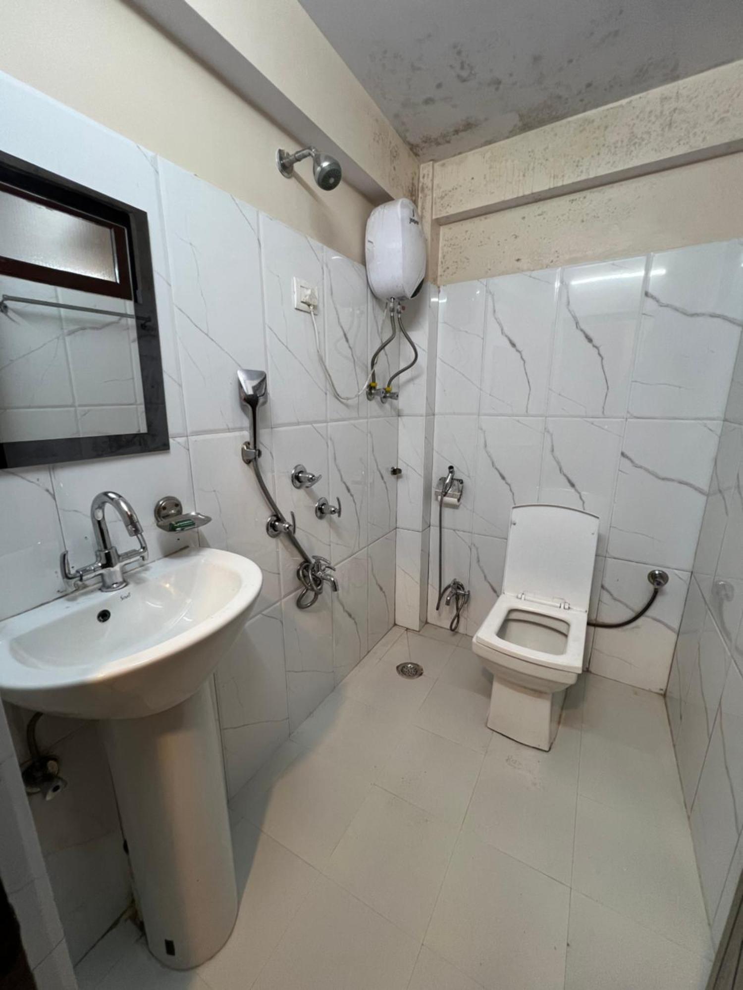 Hotel Hill Top Дарджилинг Екстериор снимка